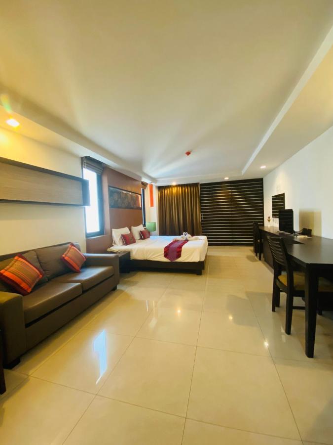 Tycoon Suite By Goad Avadhess Hospitality 1Km Walking Street Pattaya Beach Екстериор снимка